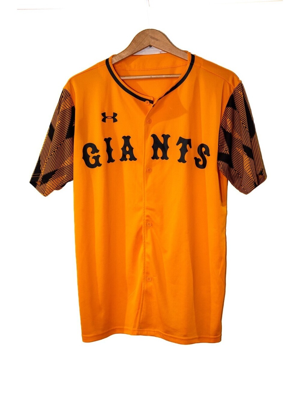 UNDER ARMOUR GIANTS YOMIURI Baseball Casual Japan Jersey - Men's L
